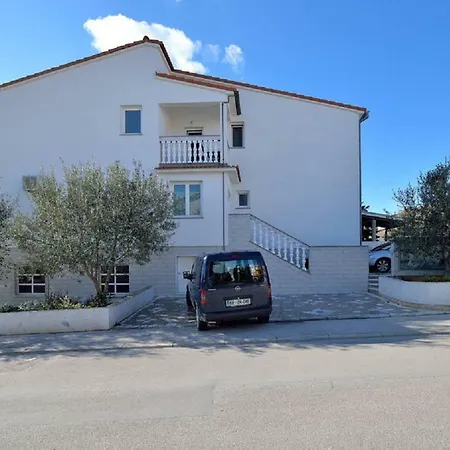 Apartment Iva Apartments&Bikes